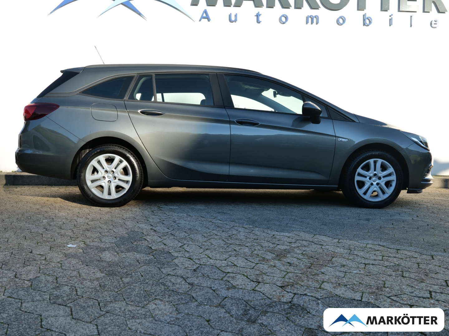 Fahrzeugabbildung Opel Astra K Sports Tourer 1.0 Turbo Edition PDC hin.
