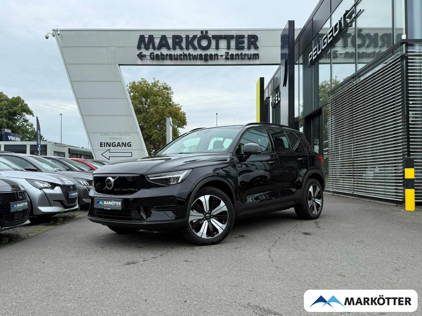 Fahrzeugabbildung Volvo XC40 Core Recharge Pure Electric SHZ/LHZ/CAM/TEMP