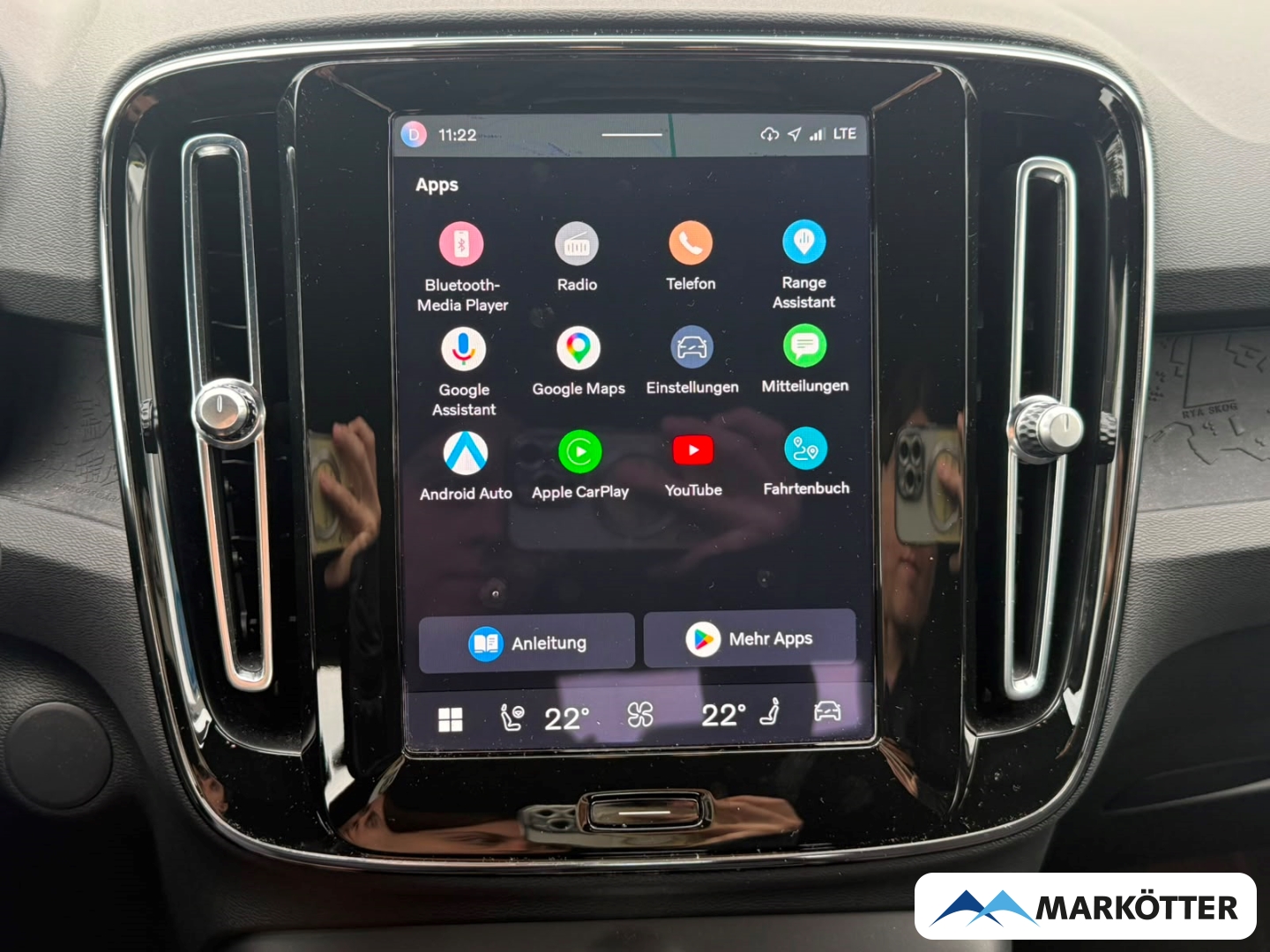 Fahrzeugabbildung Volvo XC40 Core Recharge Pure Electric SHZ/LHZ/CAM/TEMP