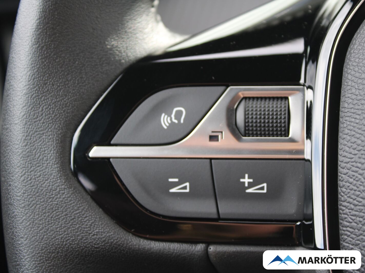 Fahrzeugabbildung Peugeot 2008 Allure/LED/AHK/Tempomat/CarPlay/Android