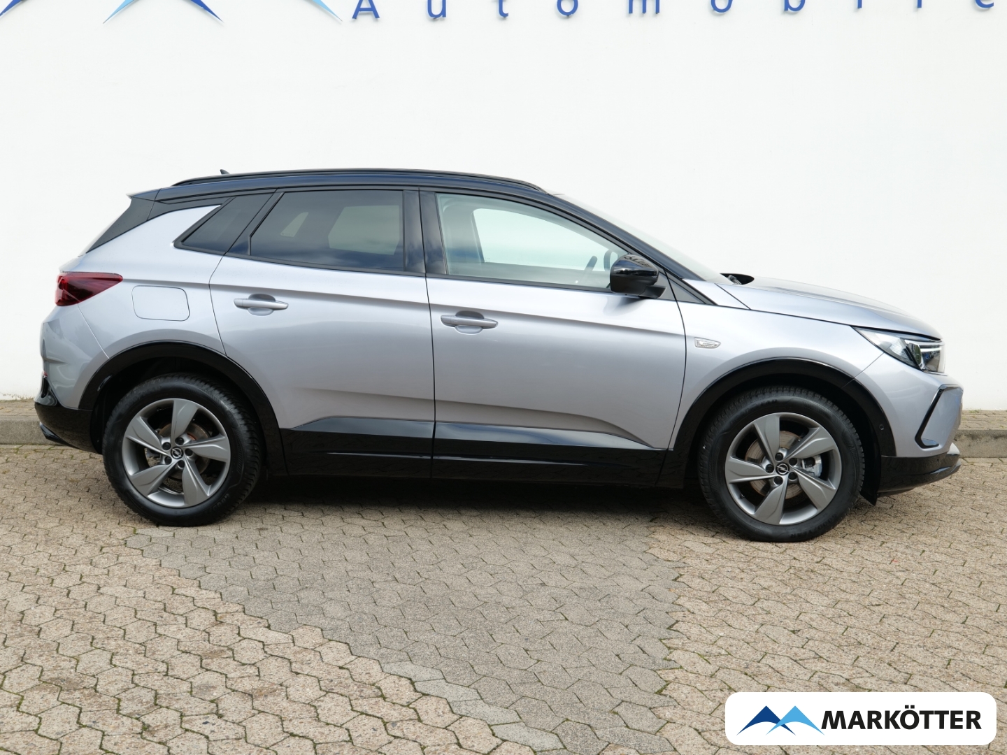 Fahrzeugabbildung Opel Grandland 1.2 Turbo GS 360CAM/Voll-LED/NAVI