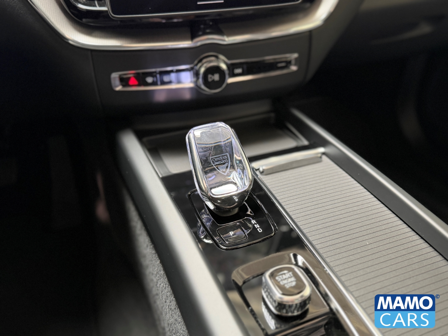 Fahrzeugabbildung Volvo XC60 B5 AWD Plus Black Edition AHK/ACC/360°/PANO