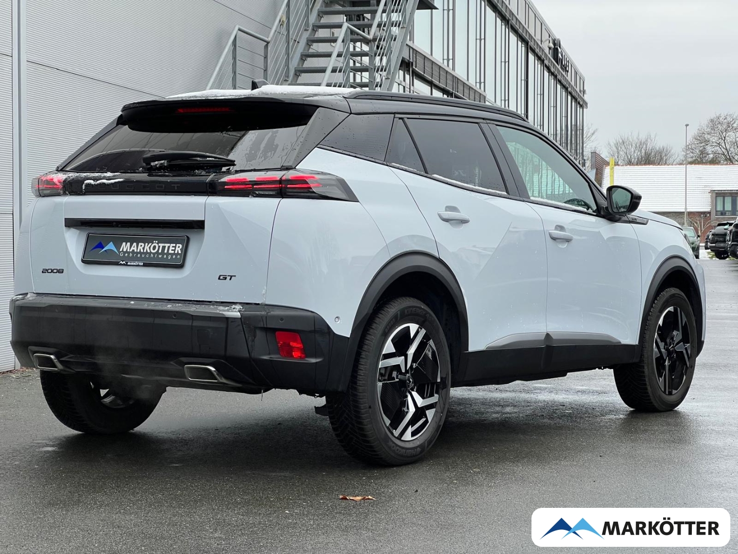 Fahrzeugabbildung Peugeot 2008 GT PureTech 130 SHZ/MSGE/360°/ACC/BLIS