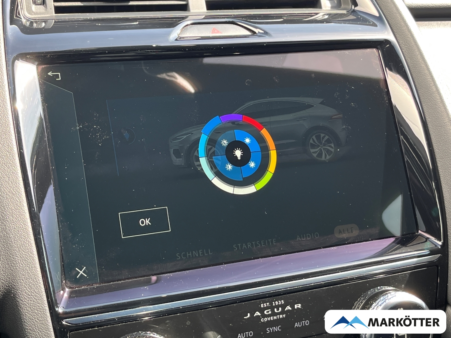 Fahrzeugabbildung Jaguar E-Pace D200 R-Dynamic AWD SE ACC/AHK/360°/Pano