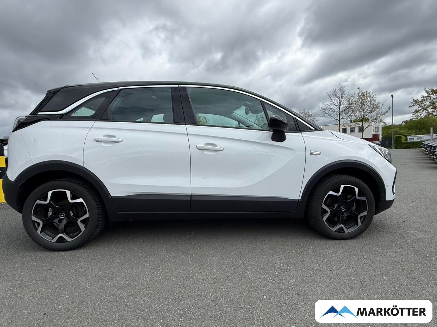 Fahrzeugabbildung Opel Crossland 1.2 Elegance Turbo AHK/BLIS/FSH/SHZ
