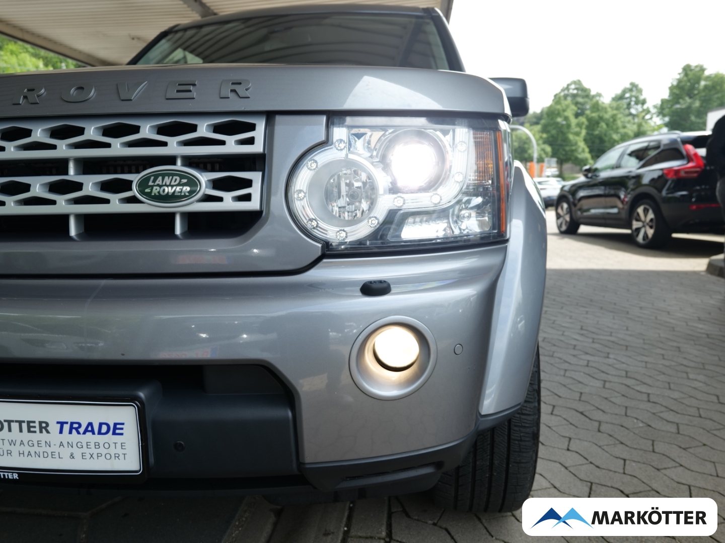 Fahrzeugabbildung Land Rover Discovery 4 3.0 TDV6 SE /AHK/Sperrdifferential/