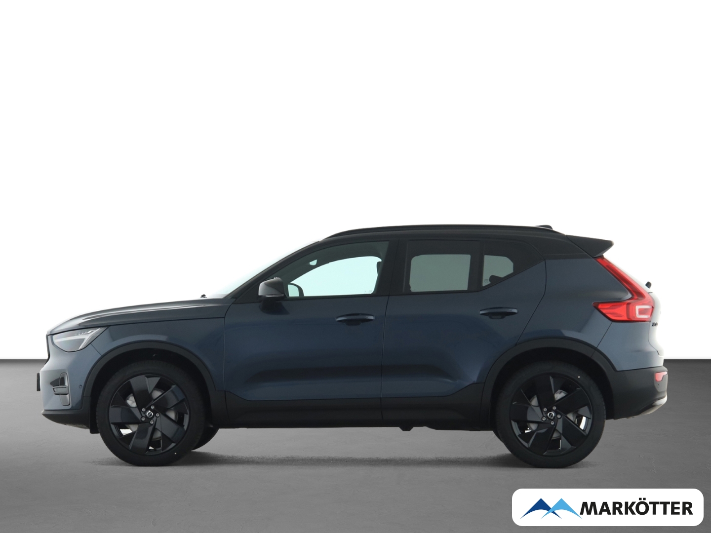 Fahrzeugabbildung Volvo XC40 B3 Plus Black Edition/20''/360°CAM/ACC/H&K