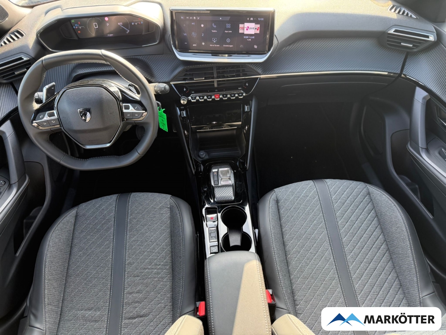 Fahrzeugabbildung Peugeot 2008 1.2 Allure SHZ/PDC V+H/CRPLY/LED