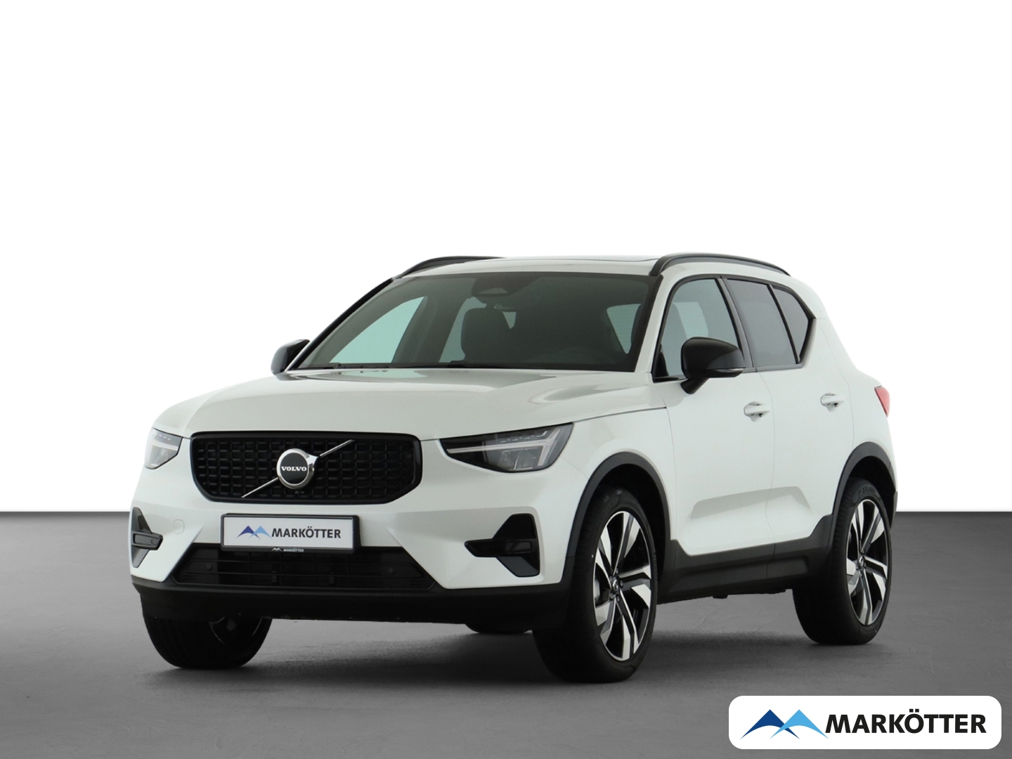 Fahrzeugabbildung Volvo XC40 Plus Dark 2WD B4 20''/Pano/LHZ/SHZ/FSHZ