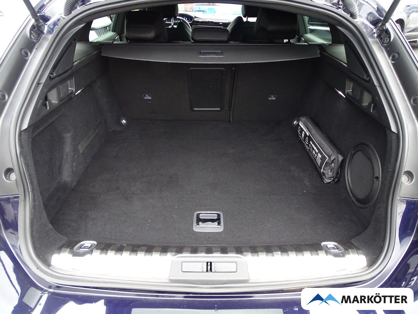 Fahrzeugabbildung Peugeot 508 SW Hybrid 225 GT/AHK/SHZ/FOCAL/ACC