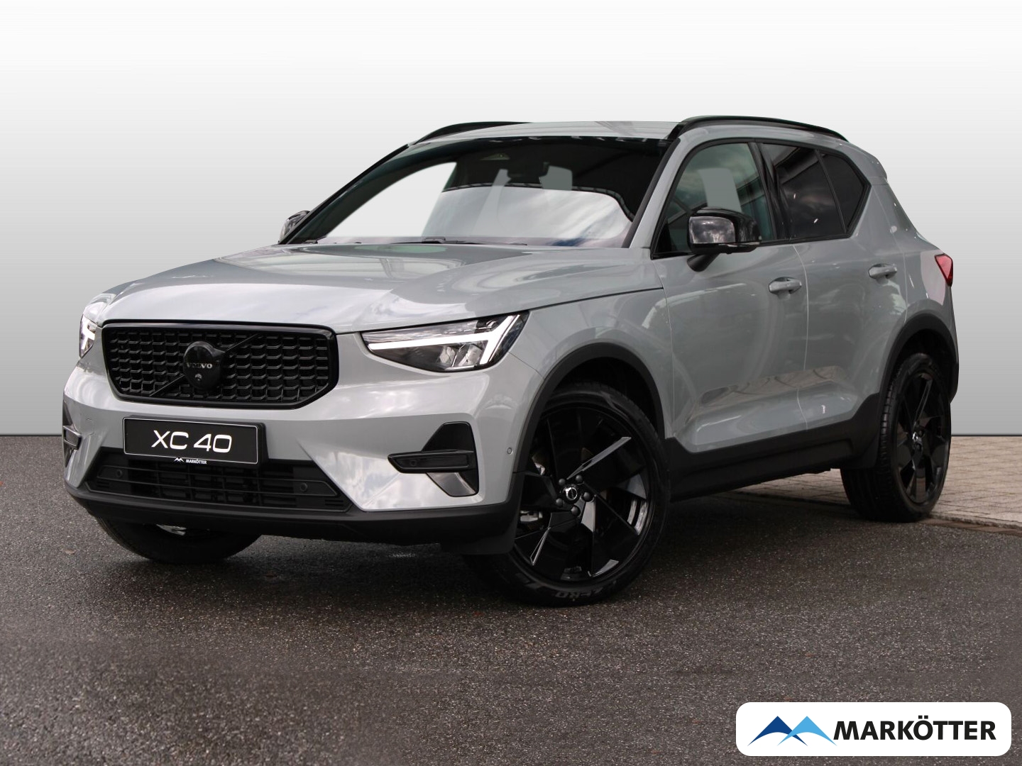 Fahrzeugabbildung Volvo XC40 Plus Black Edition 2WD /SHZ+LHZ/360°CAM/H&K