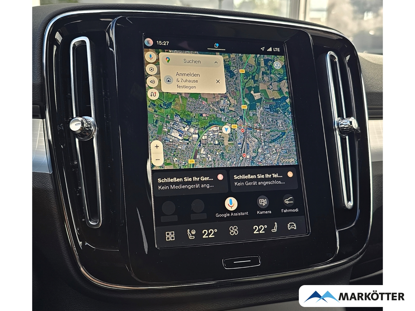 Fahrzeugabbildung Volvo XC40 Plus Black Edition 2WD /SHZ+LHZ/360°CAM/H&K