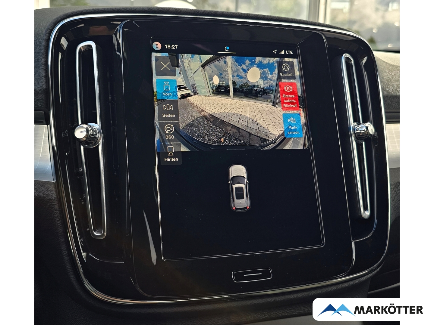 Fahrzeugabbildung Volvo XC40 Plus Black Edition 2WD /SHZ+LHZ/360°CAM/H&K