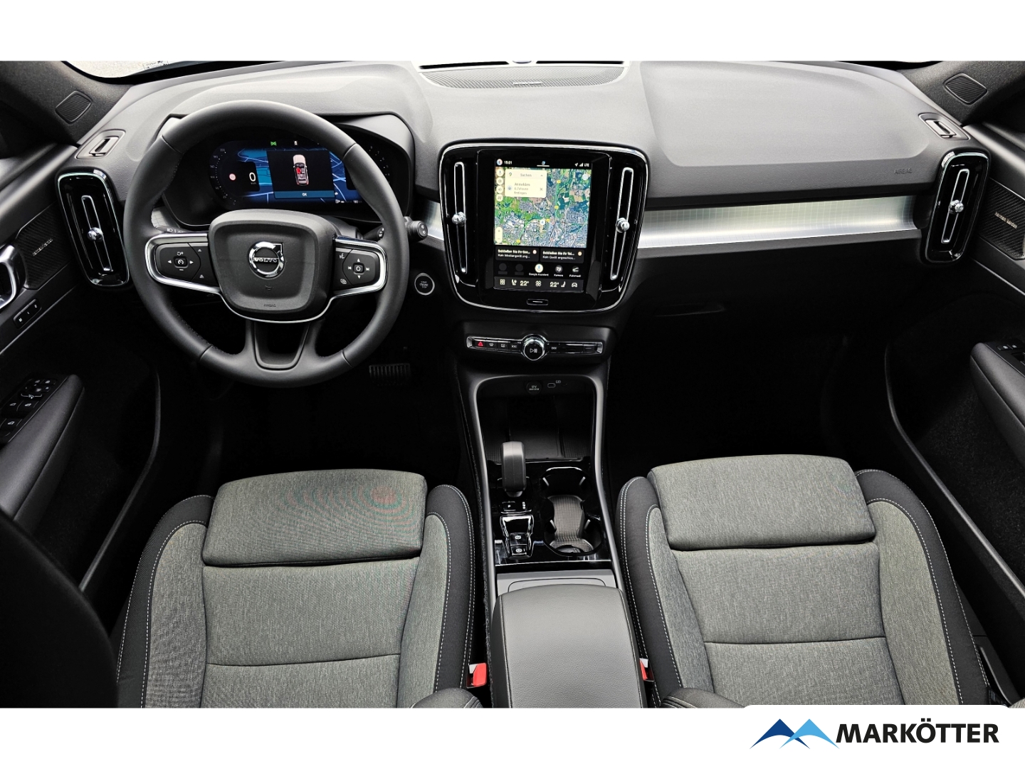 Fahrzeugabbildung Volvo XC40 Plus Black Edition 2WD /SHZ+LHZ/360°CAM/H&K