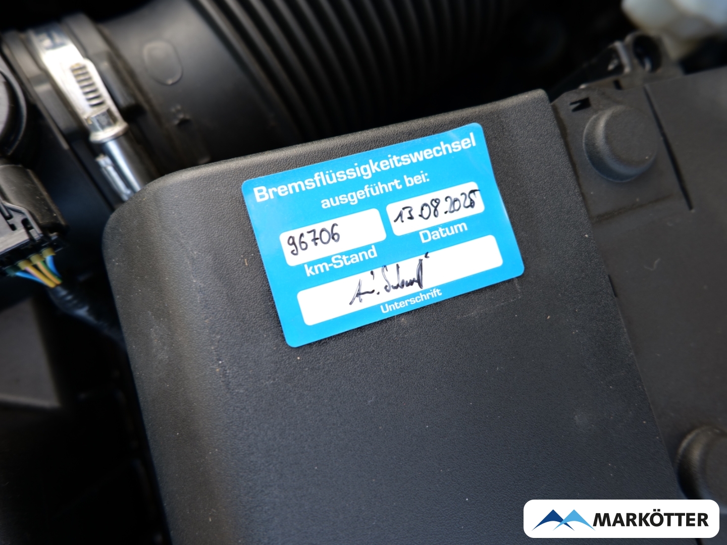 Fahrzeugabbildung Volvo V40 D3 Momentum Style Navi/LED/Kamera/AHK