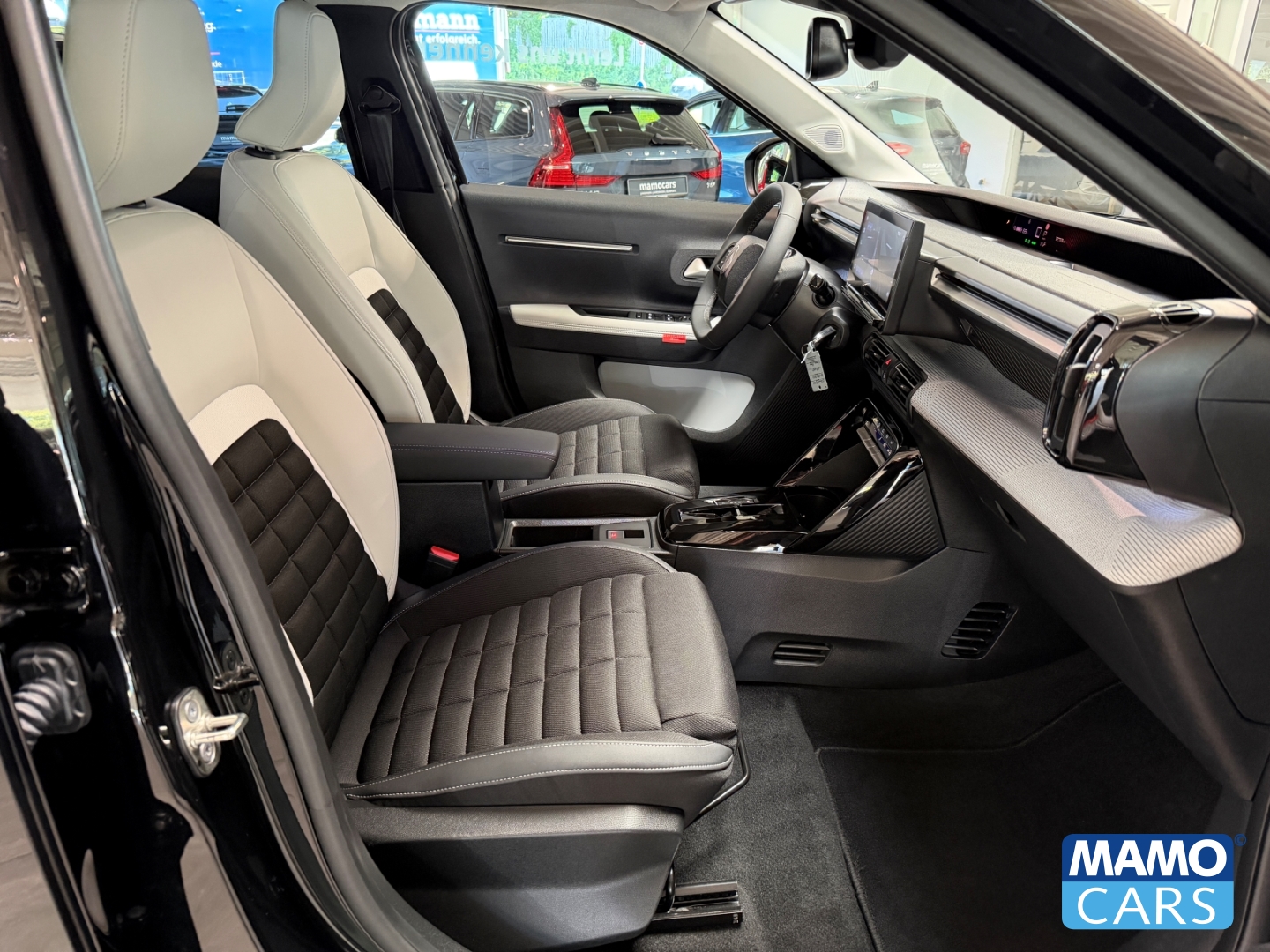Fahrzeugabbildung Citroen C3 Aircross e 113 MAX 11KW-OBC/NAVI/KLIMA/CAM