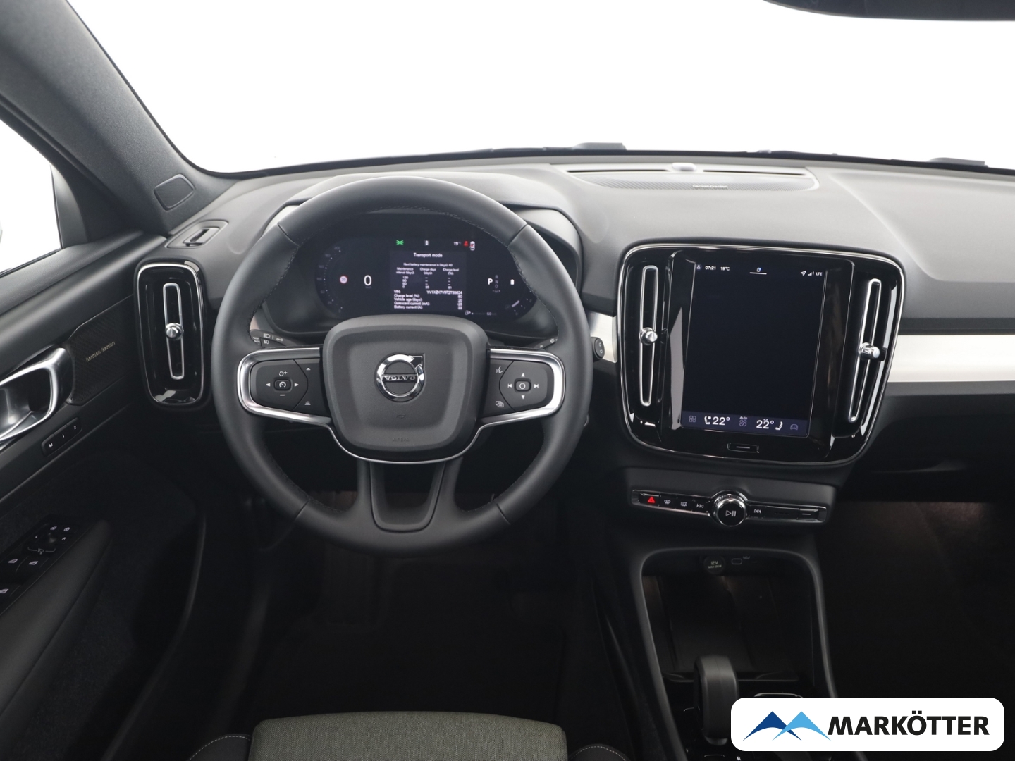 Fahrzeugabbildung Volvo XC40 Plus Dark/360°CAM/GJR/SHZ/Privacy/