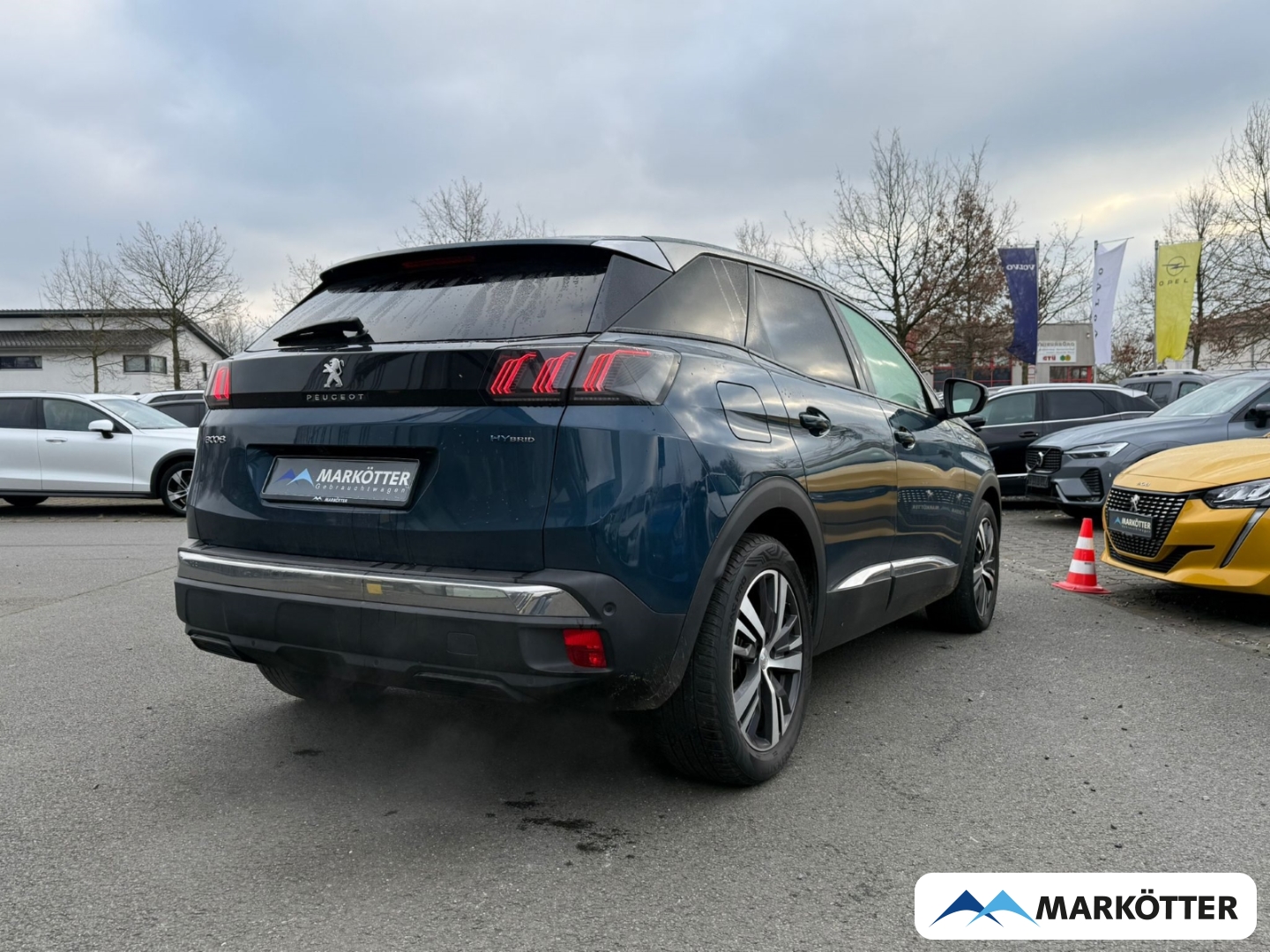Fahrzeugabbildung Peugeot 3008 Hybrid 225 Allure SHZ/TEMP/CRPLY/NAV/BLIS