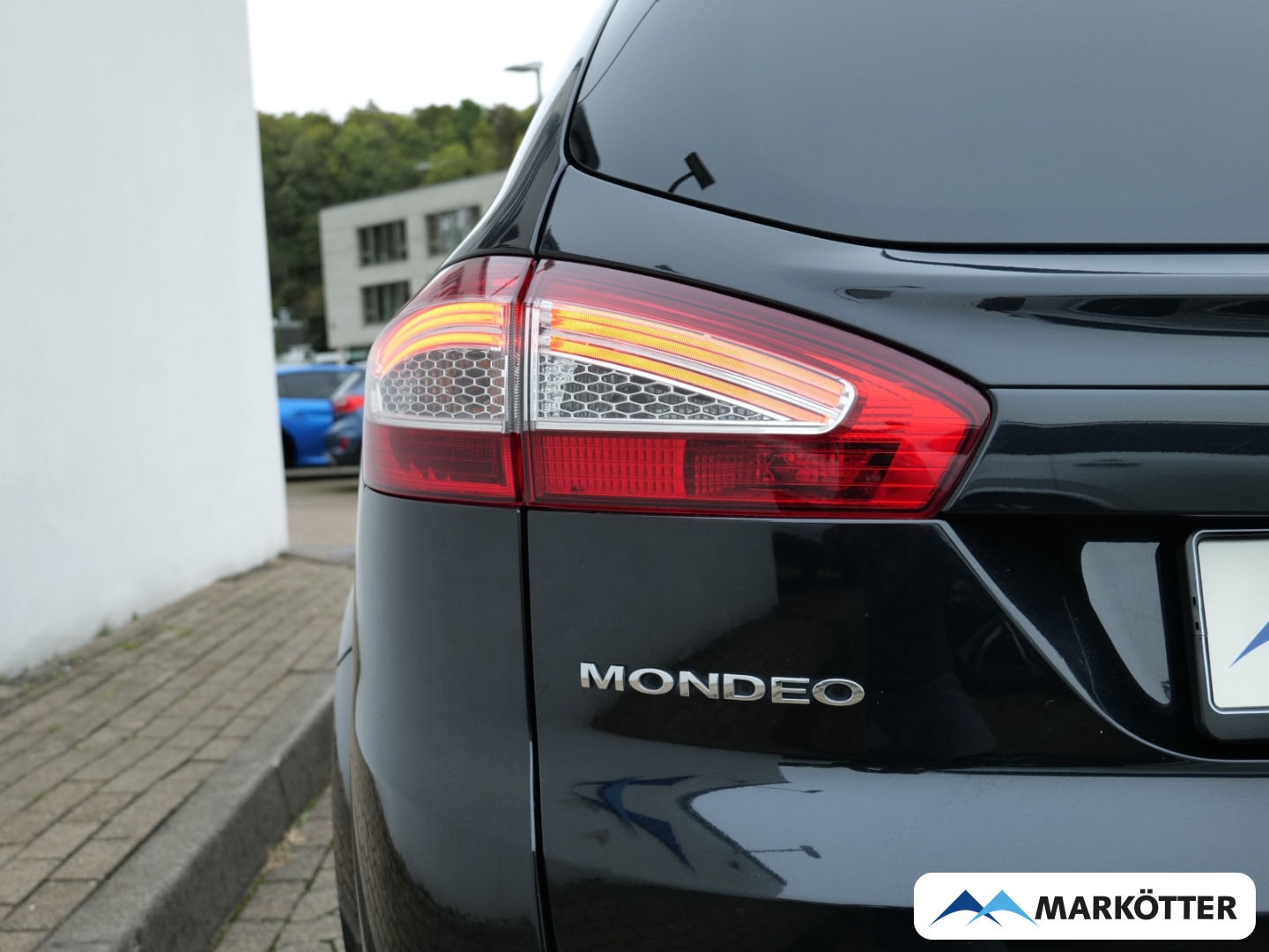 Fahrzeugabbildung Ford Mondeo 2.0 TDCi Turnier Business Ed. Bluetooth