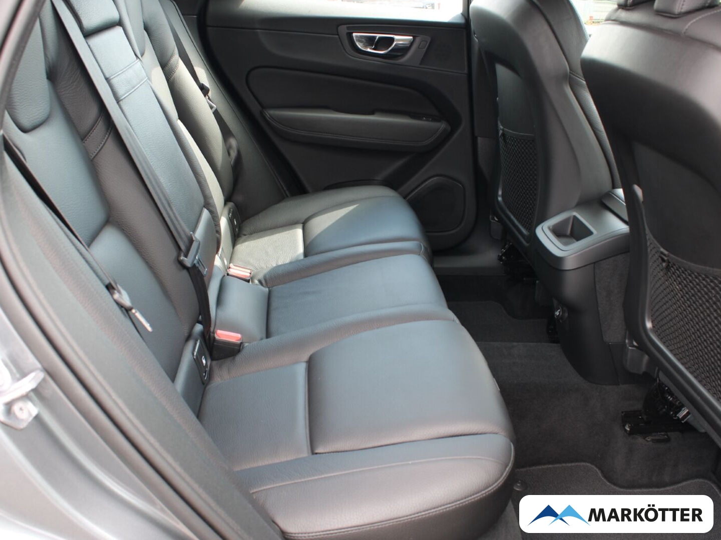 Fahrzeugabbildung Volvo XC60 T5 AWD Inscription AHK/H&K/Voll-LED/KAMERA