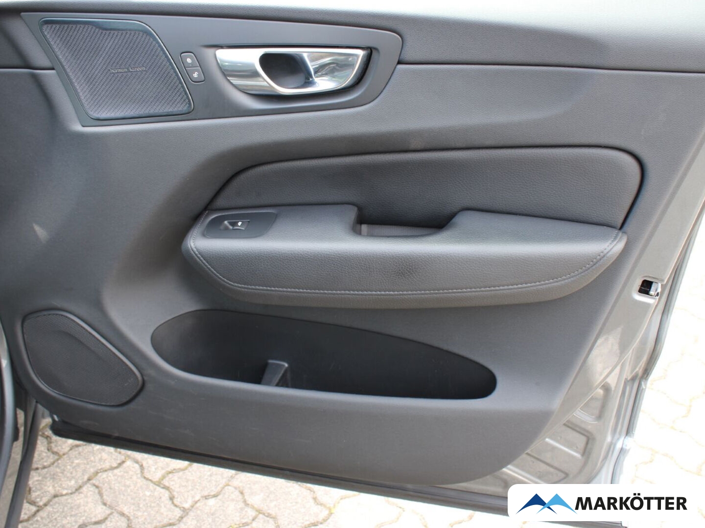 Fahrzeugabbildung Volvo XC60 T5 AWD Inscription AHK/H&K/Voll-LED/KAMERA