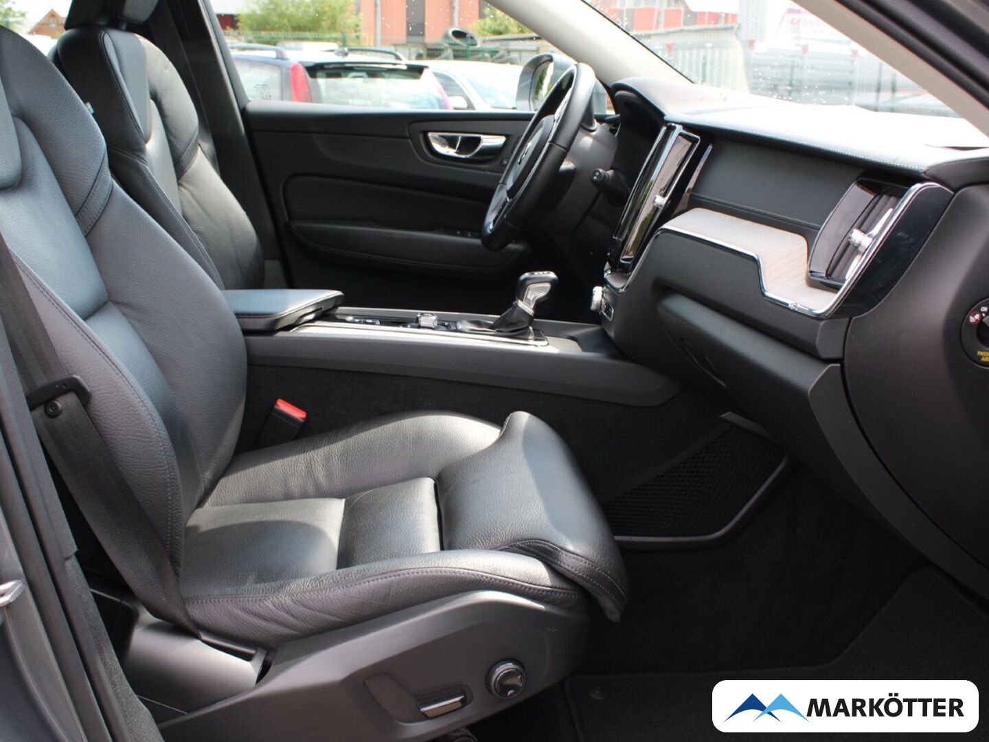 Fahrzeugabbildung Volvo XC60 T5 AWD Inscription AHK/H&K/Voll-LED/KAMERA