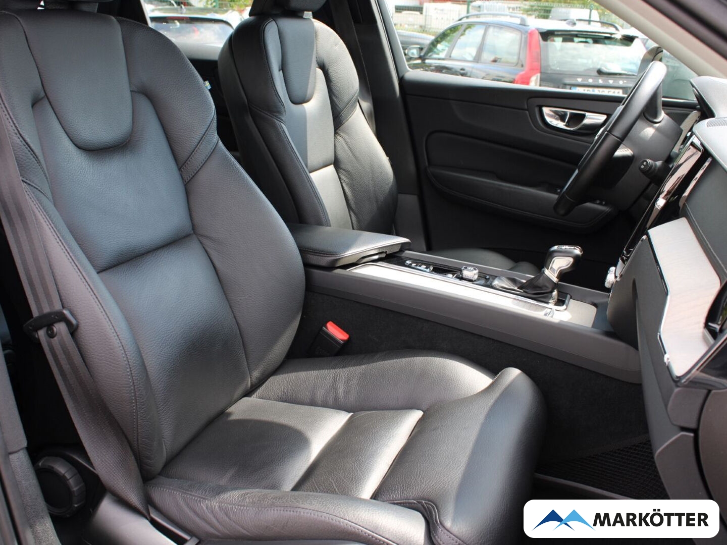 Fahrzeugabbildung Volvo XC60 T5 AWD Inscription AHK/H&K/Voll-LED/KAMERA
