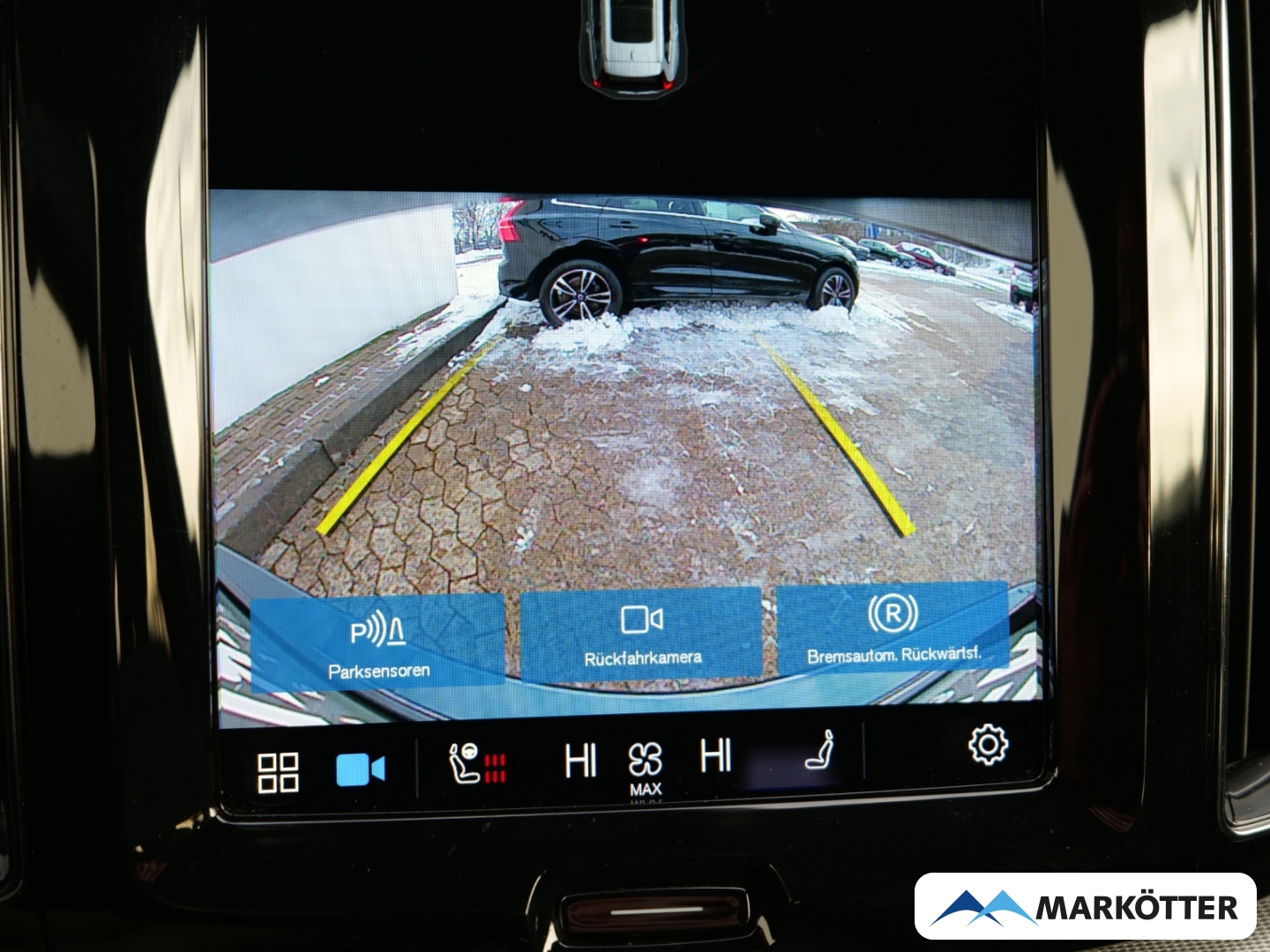 Fahrzeugabbildung Volvo XC60 B4 R-Design AHK/CAM/ACC/SHZ/LHZ