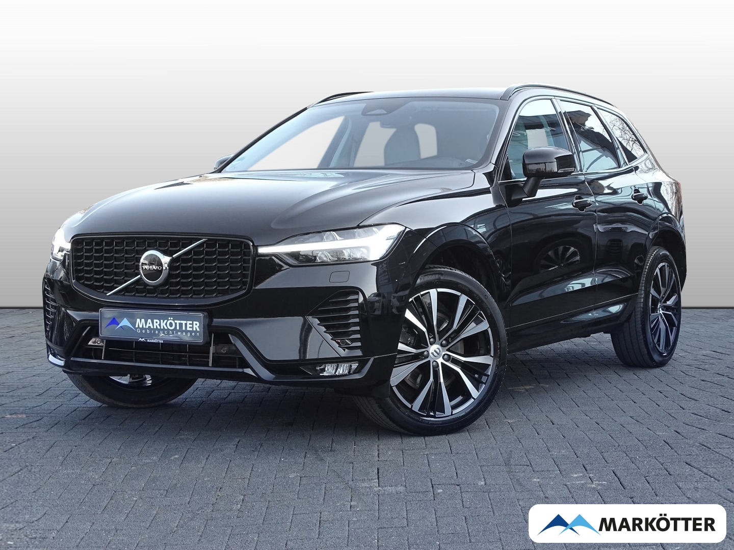 Fahrzeugabbildung Volvo XC60 Plus Dark/LED/AHK/BLIS/SHZ/LHZ