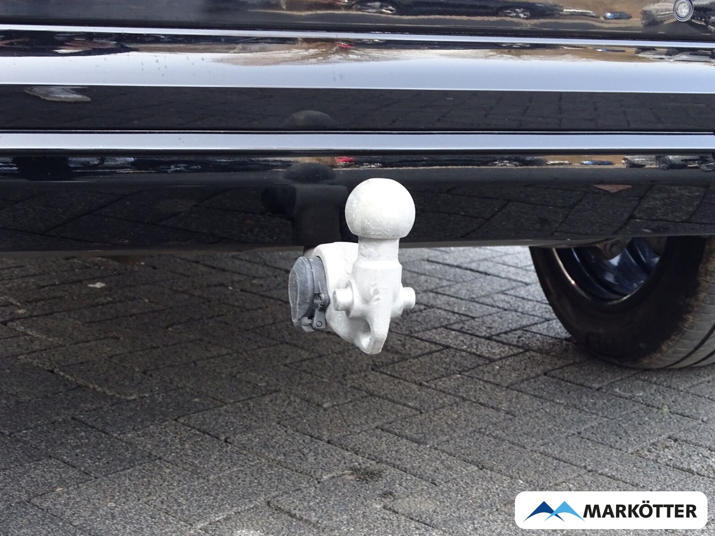 Fahrzeugabbildung Volvo XC60 Plus Dark/LED/AHK/BLIS/SHZ/LHZ