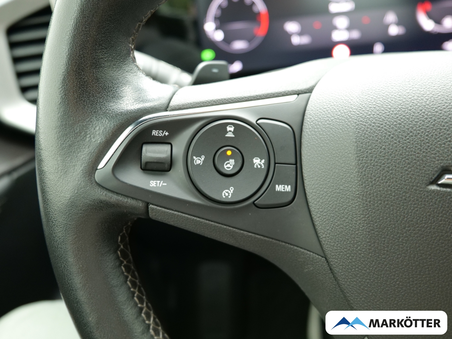 Fahrzeugabbildung Opel Mokka 1.2 Turbo Ultimate ACC/Totw./Kamera/Massage