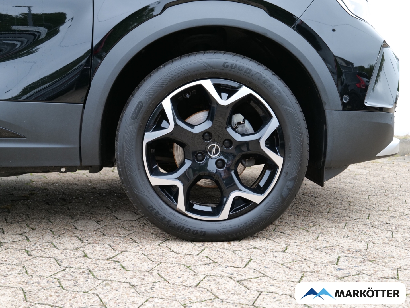 Fahrzeugabbildung Opel Mokka 1.2 Turbo Ultimate ACC/Totw./Kamera/Massage