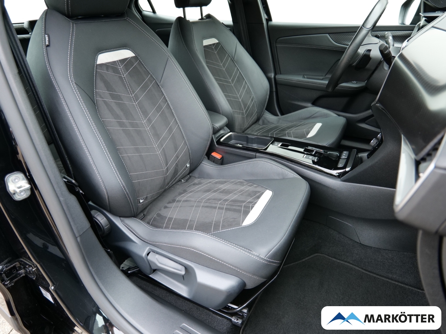 Fahrzeugabbildung Opel Mokka 1.2 Turbo Ultimate ACC/Totw./Kamera/Massage