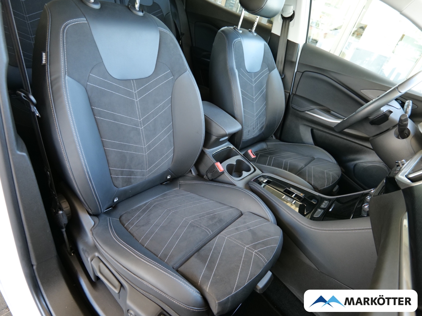 Fahrzeugabbildung Opel Grandland 1.2 Turbo GS-Line Navi Pro/360/Keyless