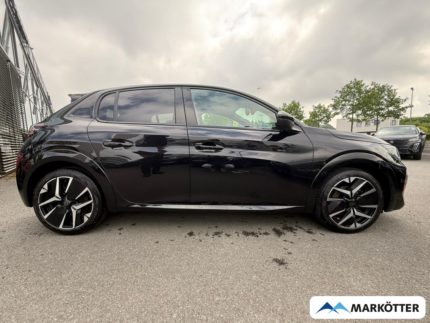 Fahrzeugabbildung Peugeot 208 GT Hybrid 136 ACC/BLIS/CAM/SHZ/ALCANTARA