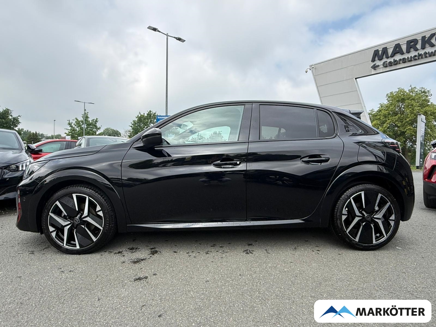 Fahrzeugabbildung Peugeot 208 GT Hybrid 136 ACC/BLIS/CAM/SHZ/ALCANTARA