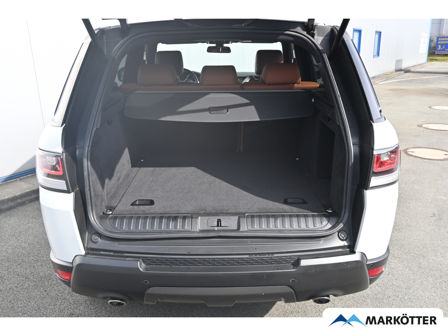 Fahrzeugabbildung Land Rover Range Rover Sport HSE Dynamic NAVI/RFK/SHZ/PDC/Luftf.