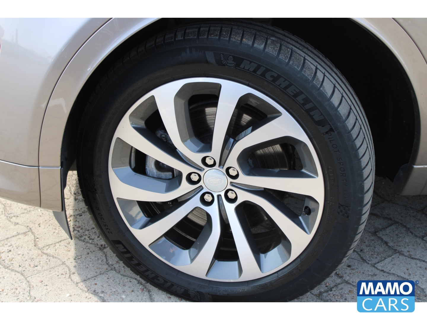 Fahrzeugabbildung Land Rover Discovery Sport D200 R-Dynamic HSE/STANDH/AHK/HEAD UP