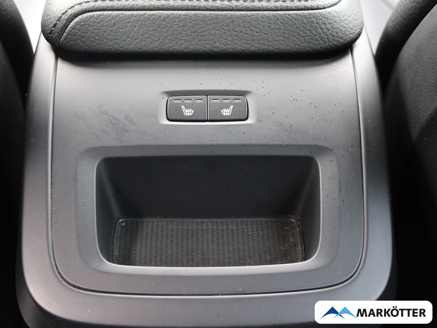 Fahrzeugabbildung Volvo XC60 Momentum D4 AWD/NAVI/LED/PDC/360°CAM/SHZ/
