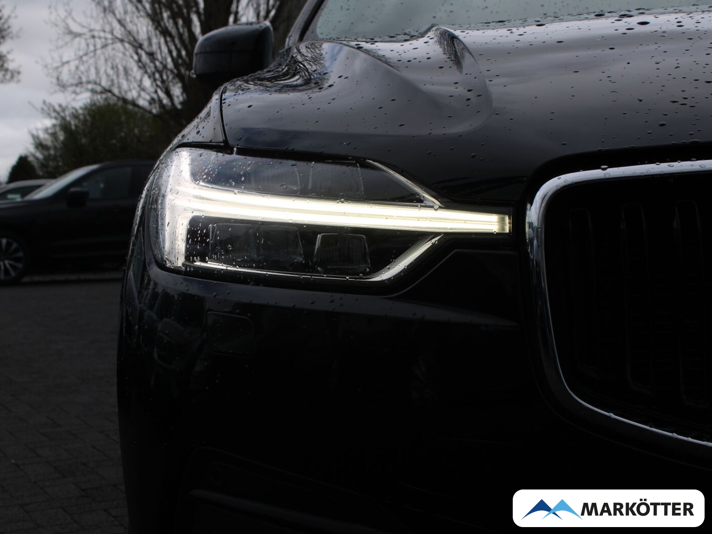 Fahrzeugabbildung Volvo XC60 Momentum D4 AWD/NAVI/LED/PDC/360°CAM/SHZ/