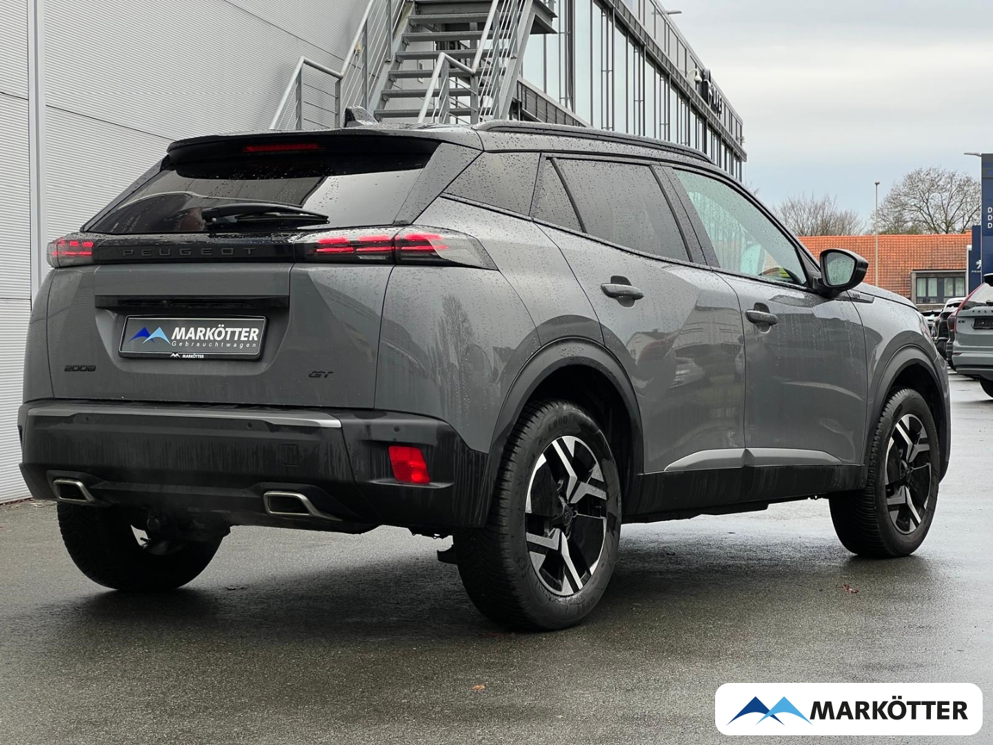 Fahrzeugabbildung Peugeot 2008 GT PureTech 130 ALCANTARA/SHZ/TEMP/MSGE/CAM