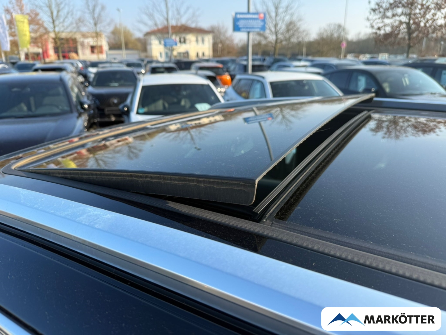 Fahrzeugabbildung Peugeot 3008 GT SHZ/360CAM/NAVI/PDC/ACC/CARPLY/TEMP