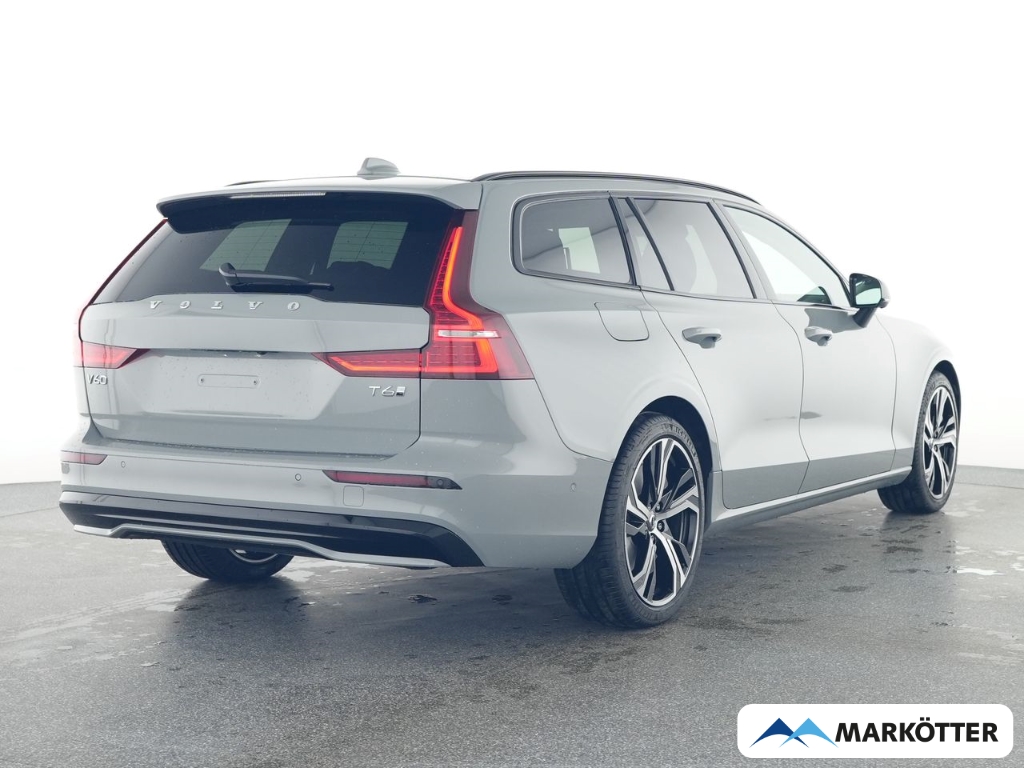 Fahrzeugabbildung Volvo V60 T6 AWD Plus Dark Hybrid/360*/19Zoll/Licht Paket