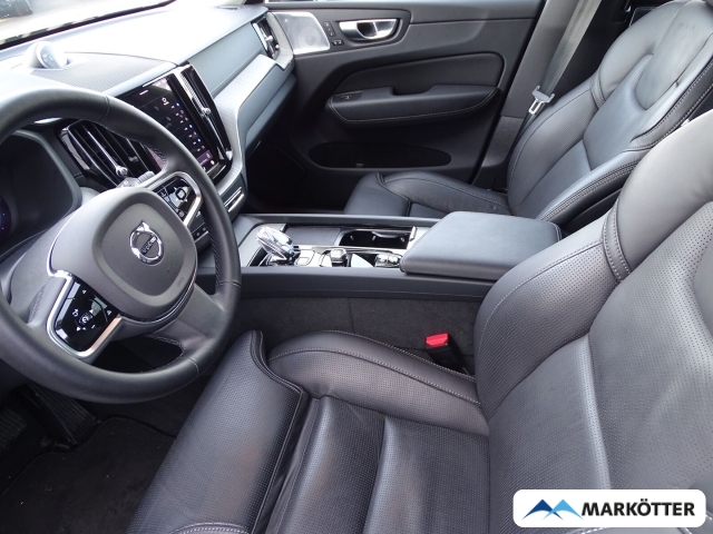 Fahrzeugabbildung Volvo XC60 T8 AWD Ultra Black Edition AHK/AD/360°/HUD