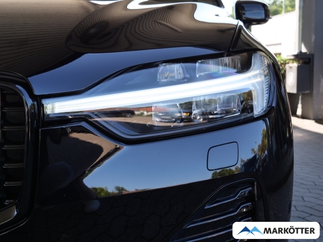 Fahrzeugabbildung Volvo XC60 T8 AWD Ultra Black Edition AHK/AD/360°/HUD