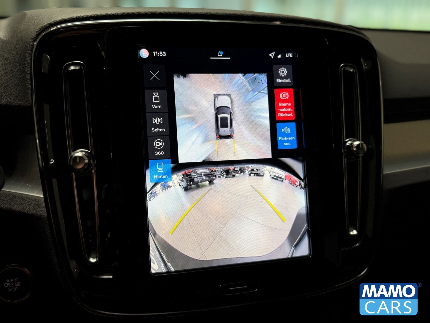 Fahrzeugabbildung Volvo XC40 B4 Plus Black Edition ACC/BLIS/360°/H&K/STHZ