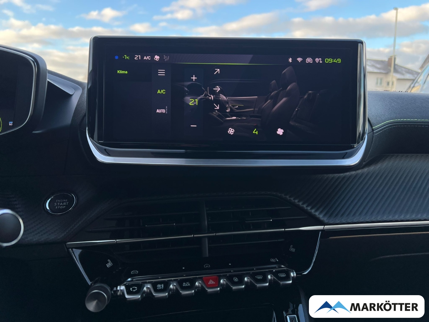 Fahrzeugabbildung Peugeot 2008 GT 1,2PureTech, SH/Massagesitze/CAM360°/BLIS/