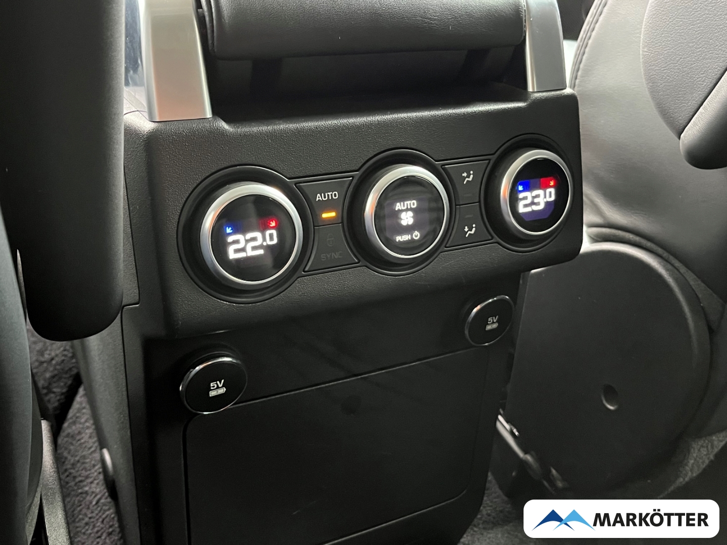 Fahrzeugabbildung Land Rover Discovery 5 HSE LUXURY SDV6 ACC/AHK/Luft/S-Dach