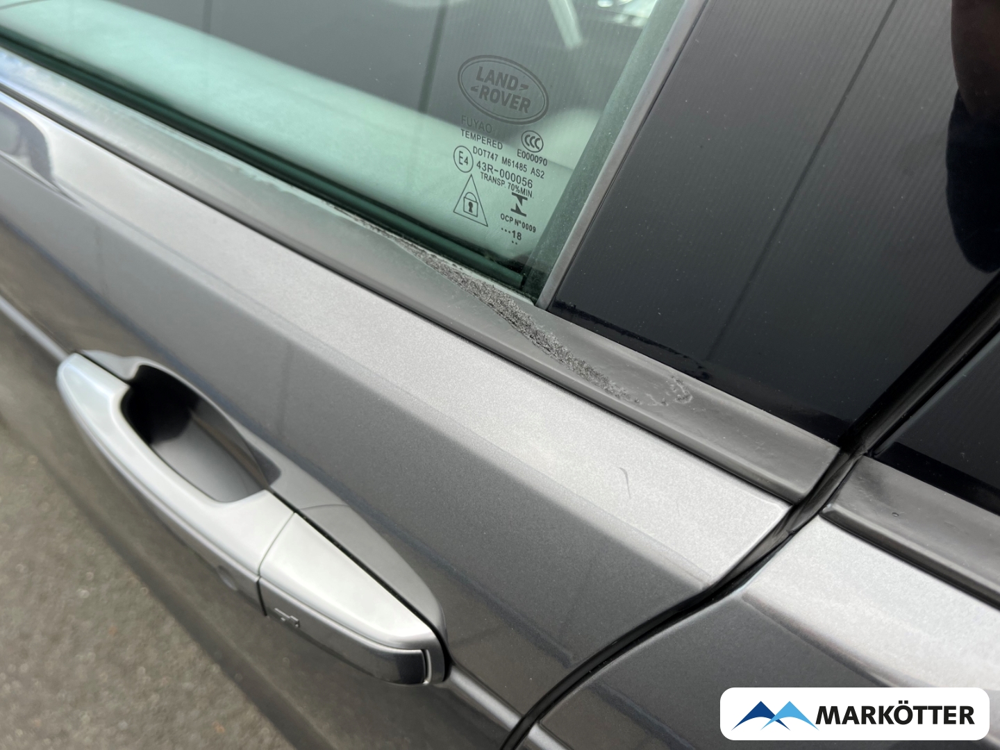 Fahrzeugabbildung Land Rover Discovery 5 HSE LUXURY SDV6 ACC/AHK/Luft/S-Dach