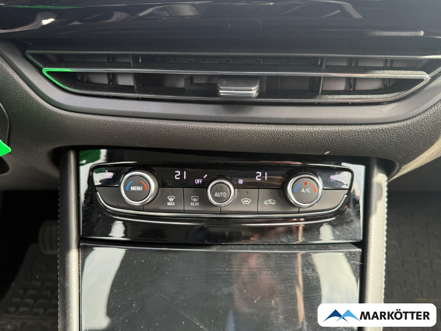 Fahrzeugabbildung Opel Grandland Enjoy ACC/KLIMA/SHZ/LHZ/FSH/ALLWETTER